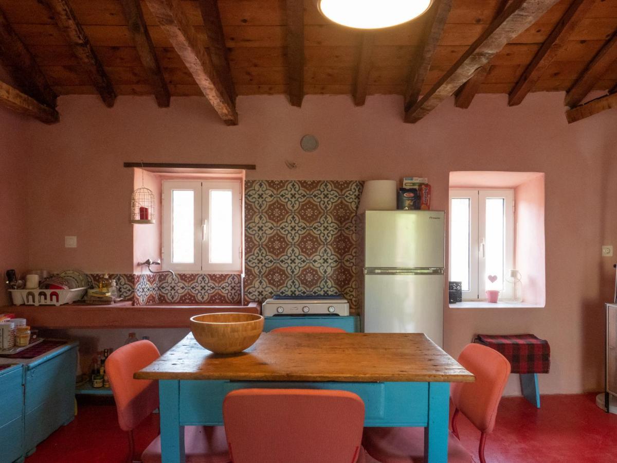 Vintage Stone-Built Country Cottage In Richea Kouloureika Zewnętrze zdjęcie
